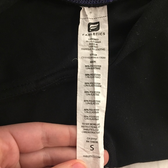 *CLOSEOUT* Excellent Condition Fabletics Cropped Leggings S - Picture 5 of 5